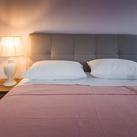 Olympus Echo Villa *