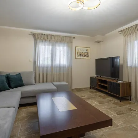 Villa Olympus Echo Skotina