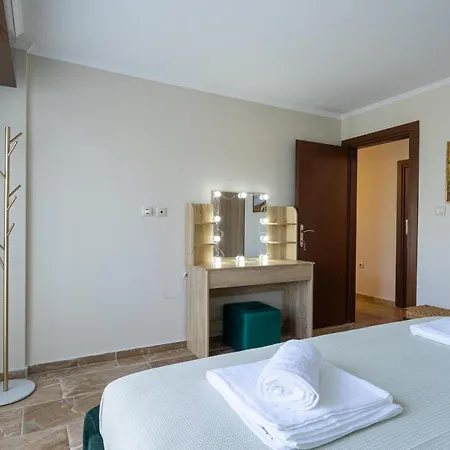 Olympus Echo فيلة