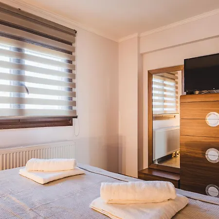 فيلة Olympus Echo *