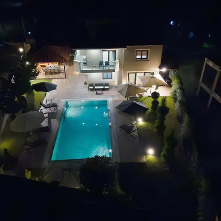 Villa Olympus Echo *