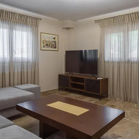 Villa Olympus Echo Skotina