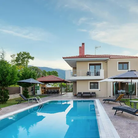 Olympus Echo Villa *