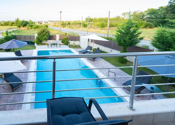 Olympus Echo Βίλα Σκοτίνα