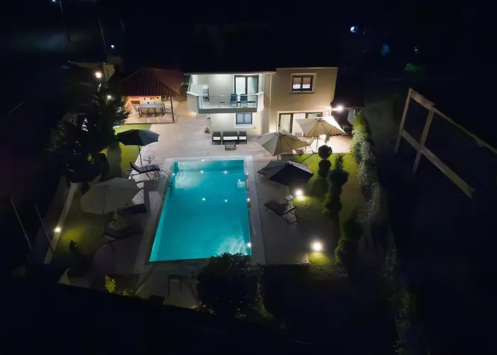 Βίλα Olympus Echo *