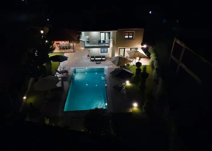 Olympus Echo * Σκοτίνα